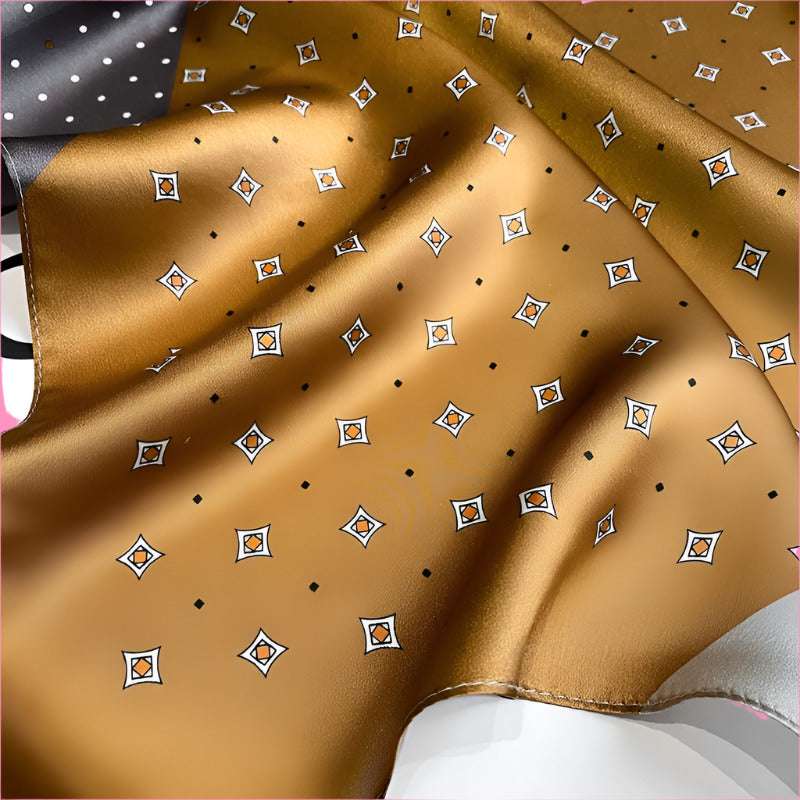Luxury Brand Silk Scarf Square Shawls And Wraps e Small Hair Neck Hijabs Kerchief Foulard