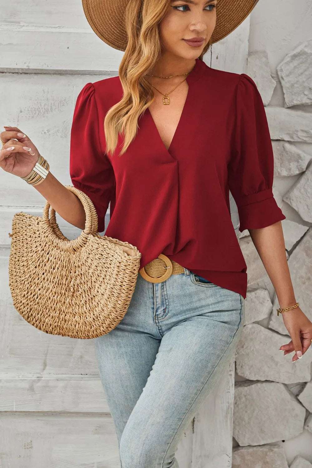 V-neck mid sleeve comfortable and breathable casual top