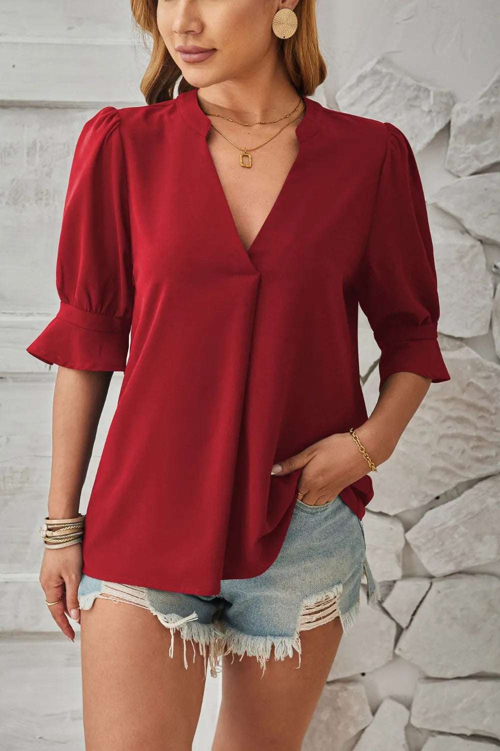 V-neck mid sleeve comfortable and breathable casual top